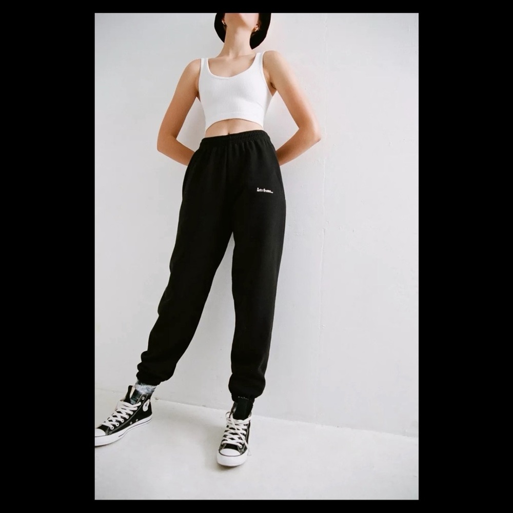 iets frans… Embroidered Jogger Pant